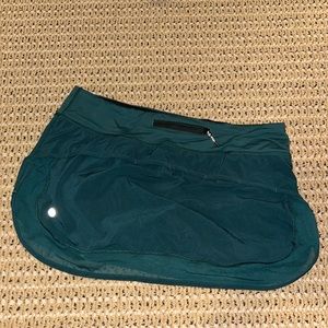 Lululemon skirt / skort with shorts